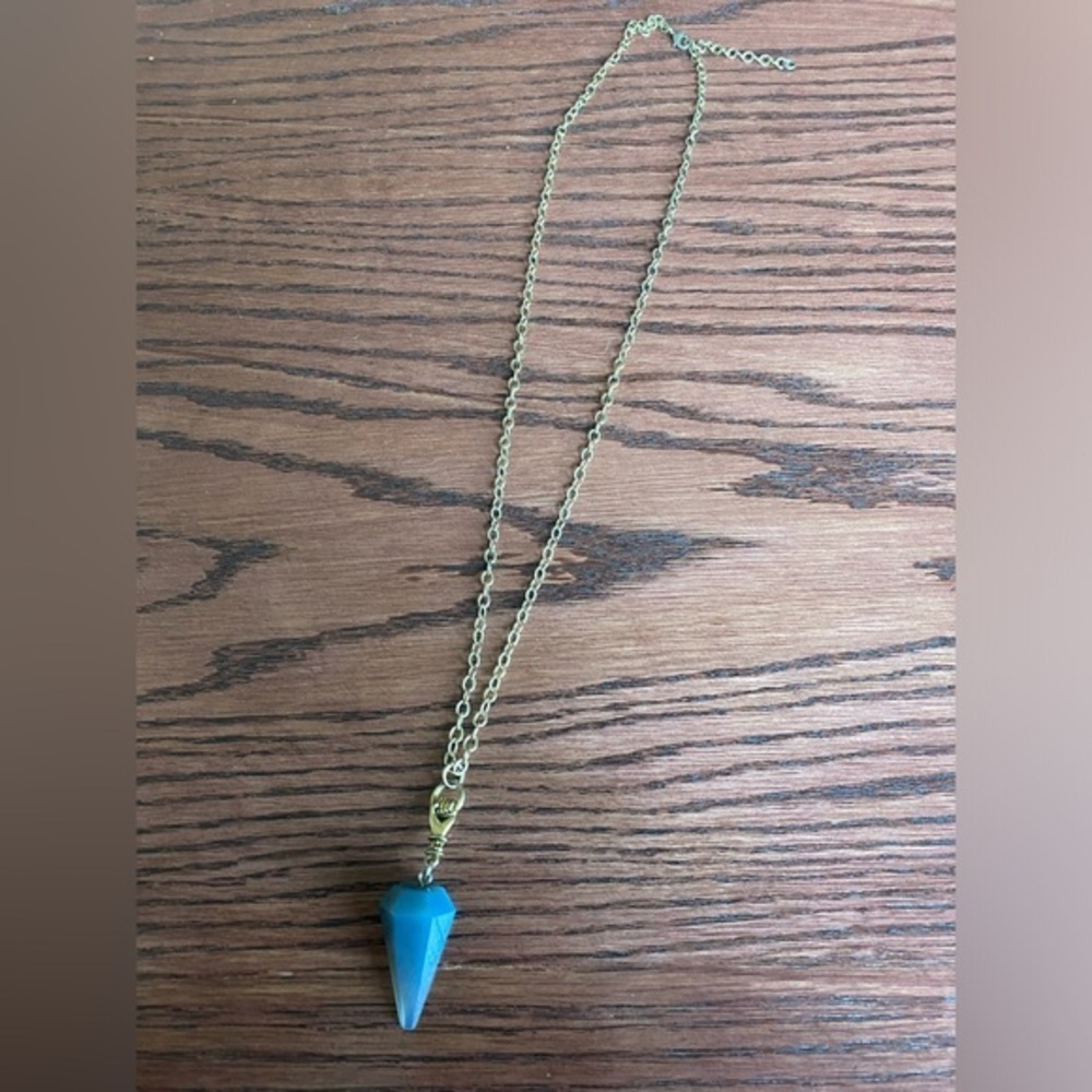 Pendulum necklace